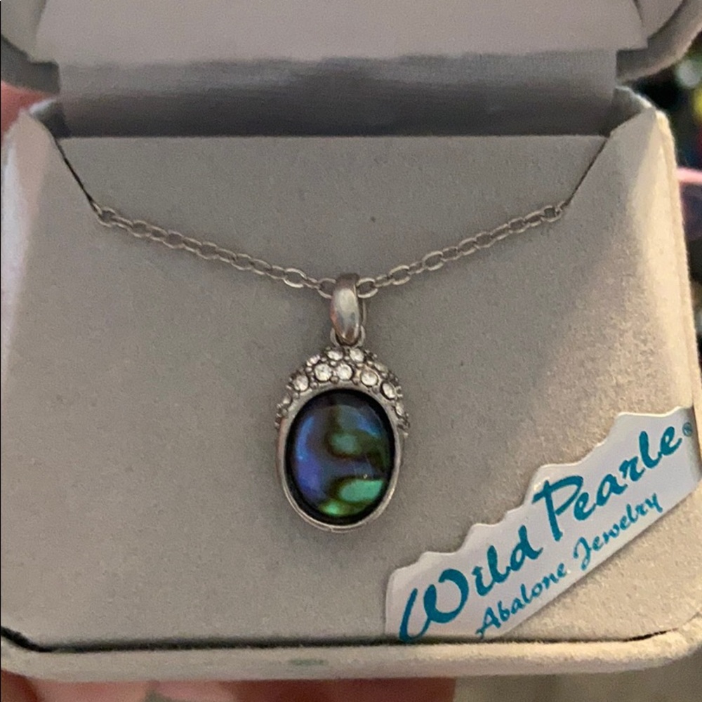 wild pearle necklace
